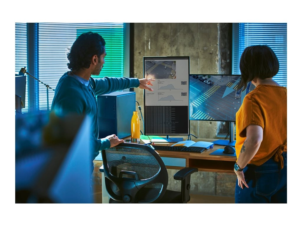 HP Workstation Z2 G9 - Tower 4U - 1 x Core i9 i9-14900K / up to 6 GHz - RAM 32 GB - SSD 1 TB - HP Z Turbo Drive, NVMe, TLC - A1NY8UT#ABA