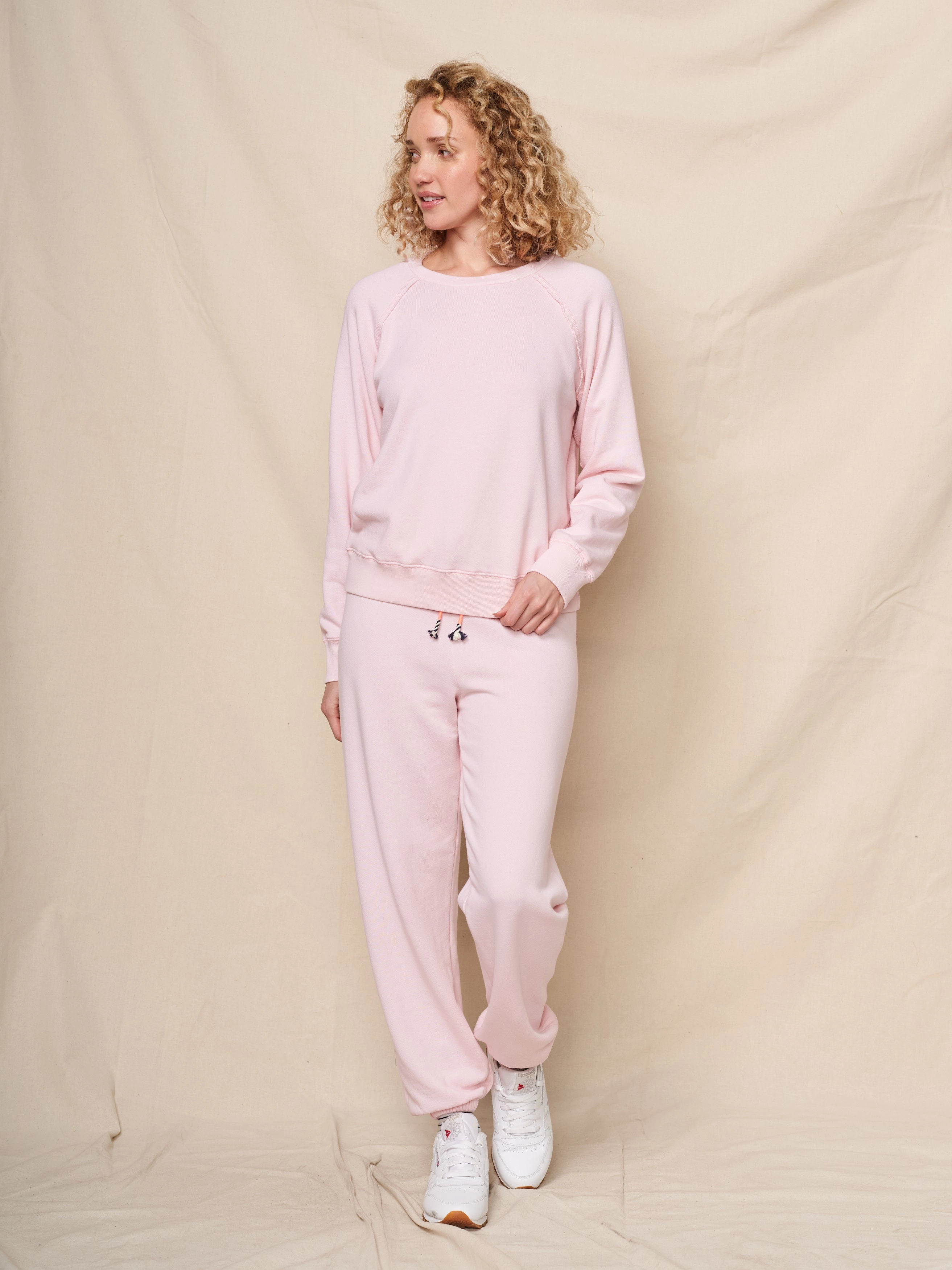 Sundry Raglan Sweatshirt in Iconic Pink