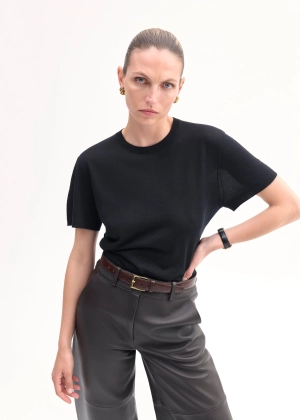 T-Shirt in Fine Cashmere - Black