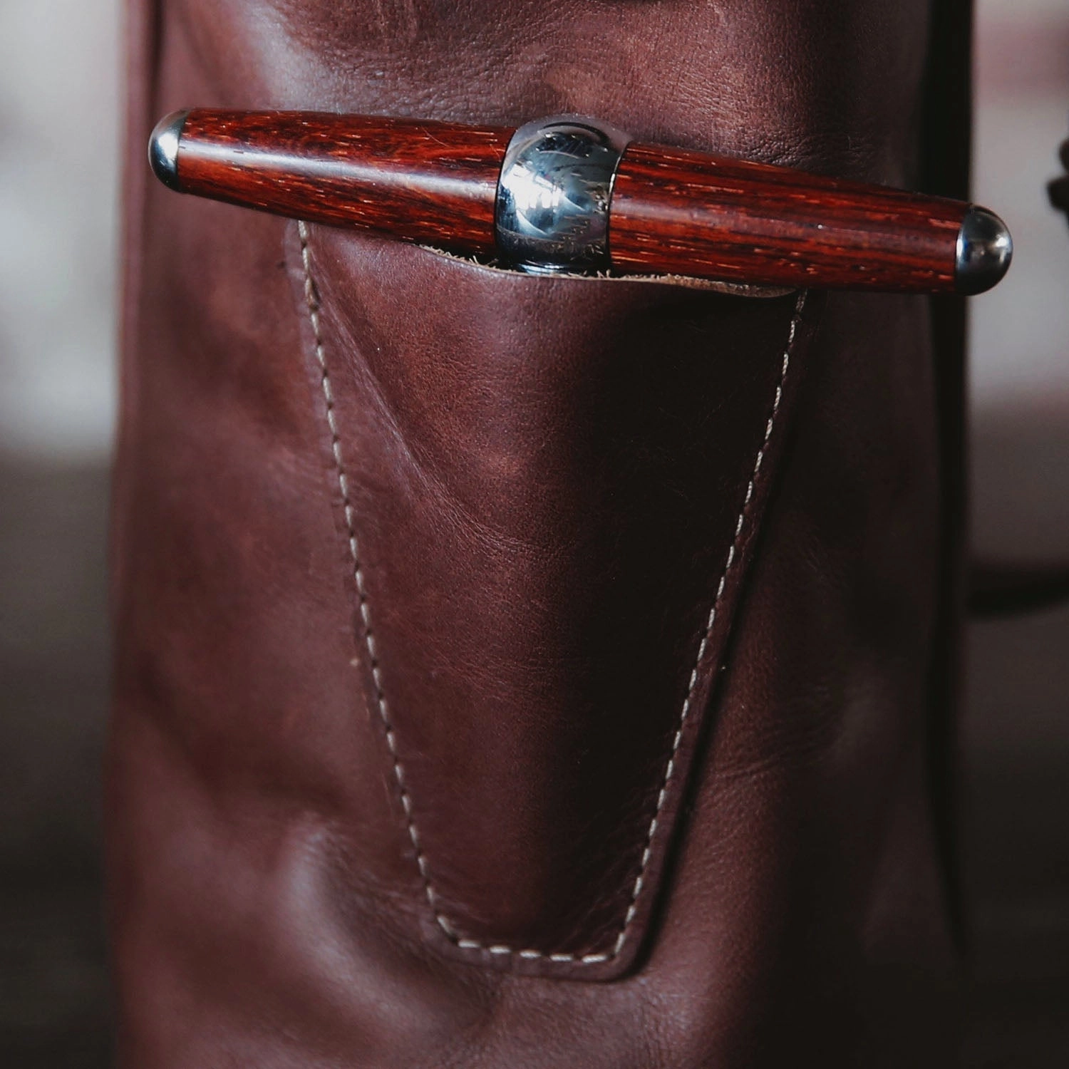 Your Logo   Our Leather - The Muscadine Personalized Fine Leather Wine Tote Wine Bottle Carrier Bag - Custom Logo and Corporate Gifting