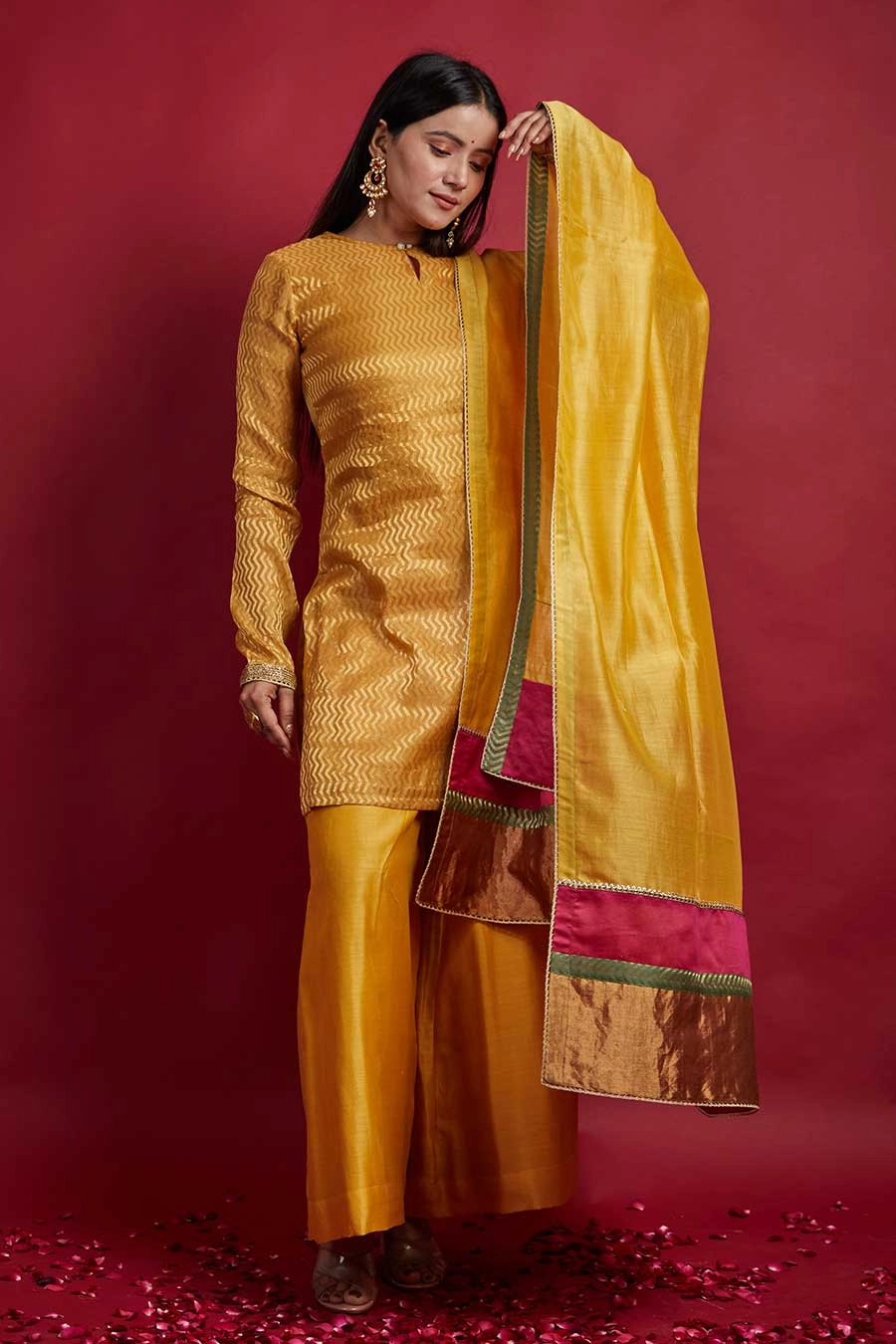 Zig-zag Zari Weave Short Kurta & Flared Palazzo Set